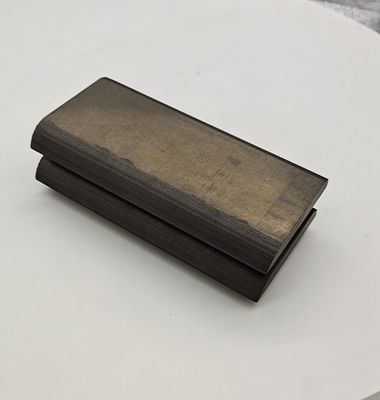 Un bon prix. Plat d'électrode de carbone d'industrie électronique de résistance à l'usure de graphite en ligne
