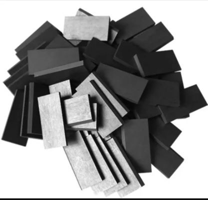 Un bon prix. Aubes en graphite de carbone résistant à l'usure en ligne